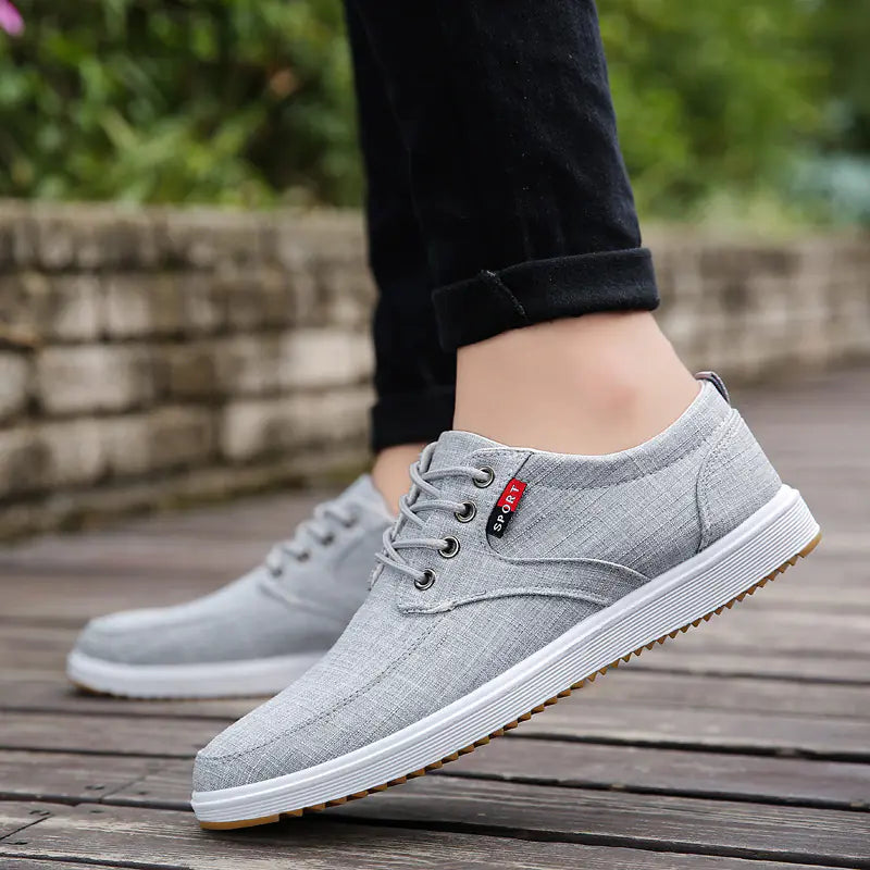 Korean Style Low Top Canvas Sneakers for Men