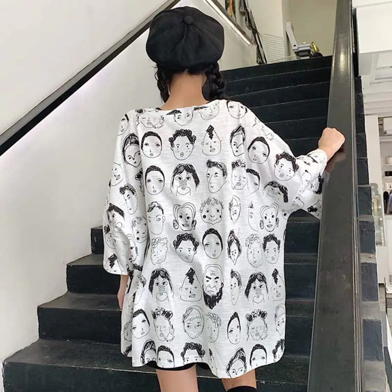 Trendy Women's Short Sleeve T-Shirt with Print