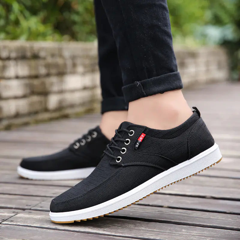 Korean Style Low Top Canvas Sneakers for Men