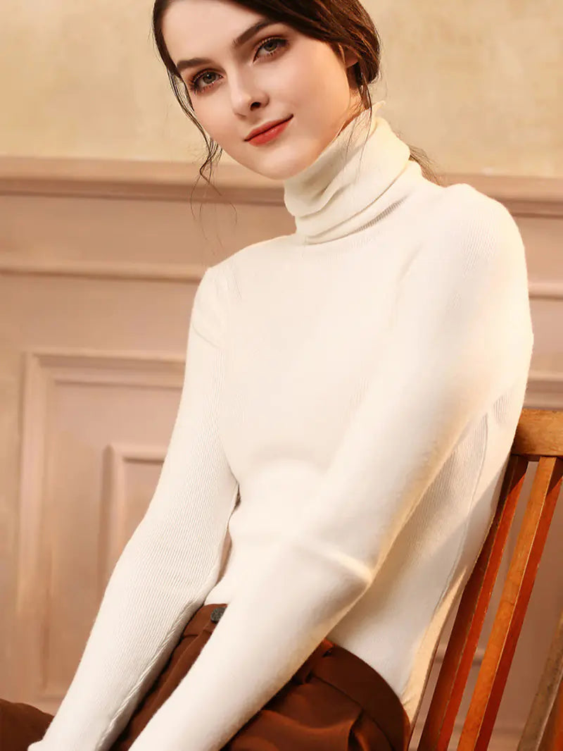 Women's Fitted Cashmere Turtleneck Sweater (Fall/Winter)