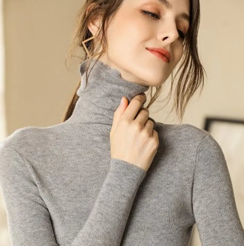 Women's Fitted Cashmere Turtleneck Sweater (Fall/Winter)