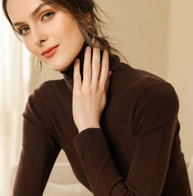 Women's Fitted Cashmere Turtleneck Sweater (Fall/Winter)