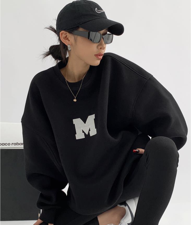 Casual Women's Loose Round Neck Pullover Sweater