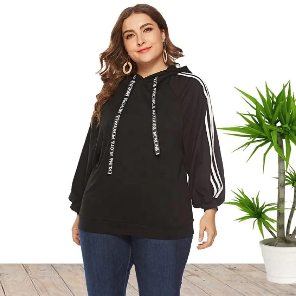 Plus Size Women's Hooded Pullover Sweatshirt