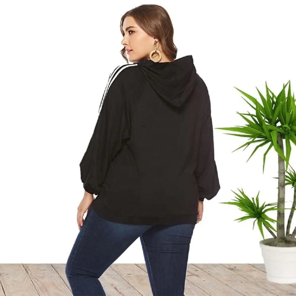 Plus Size Women's Hooded Pullover Sweatshirt